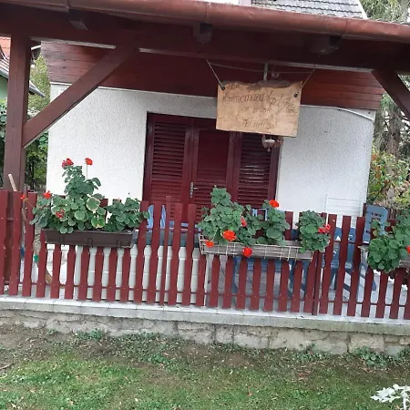 Kremerhaz Vendeghaz *